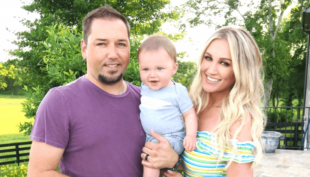 Jason Aldeans Wife Brittany Fights Back Against Her Mommy Shamers On