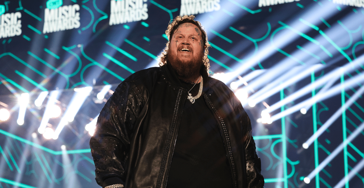 Jelly Roll S First Ever Awards Show Performance Earns Him A CMT Music Award