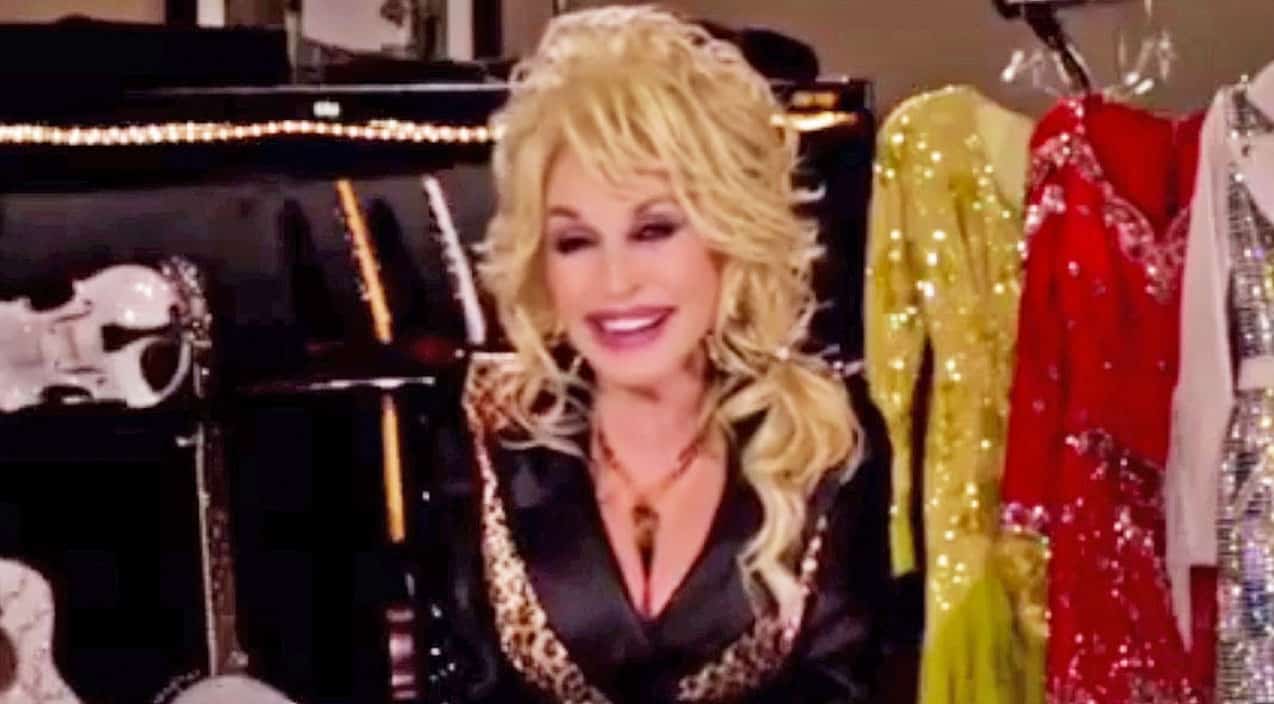 Dolly Parton's Top 10 Quotes That Will Tickle Your Funny Bone