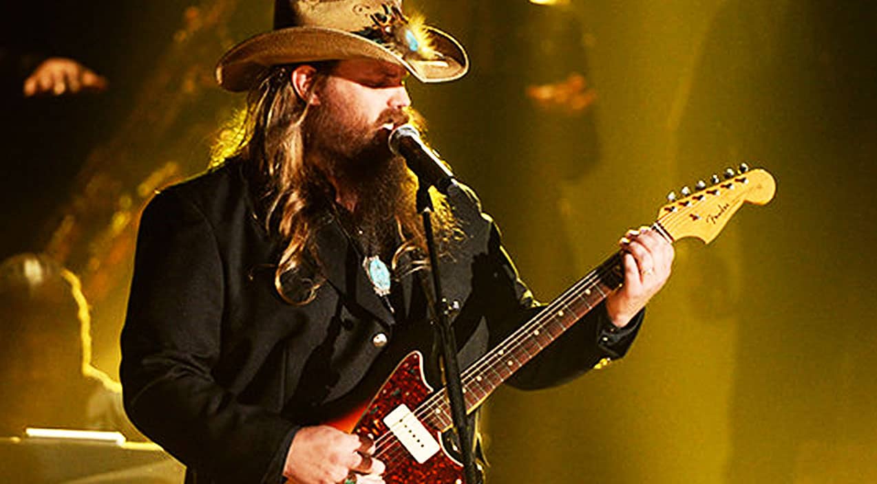 Chris Stapleton Paralyzes Audience With Old School Styled “Nobody To ...