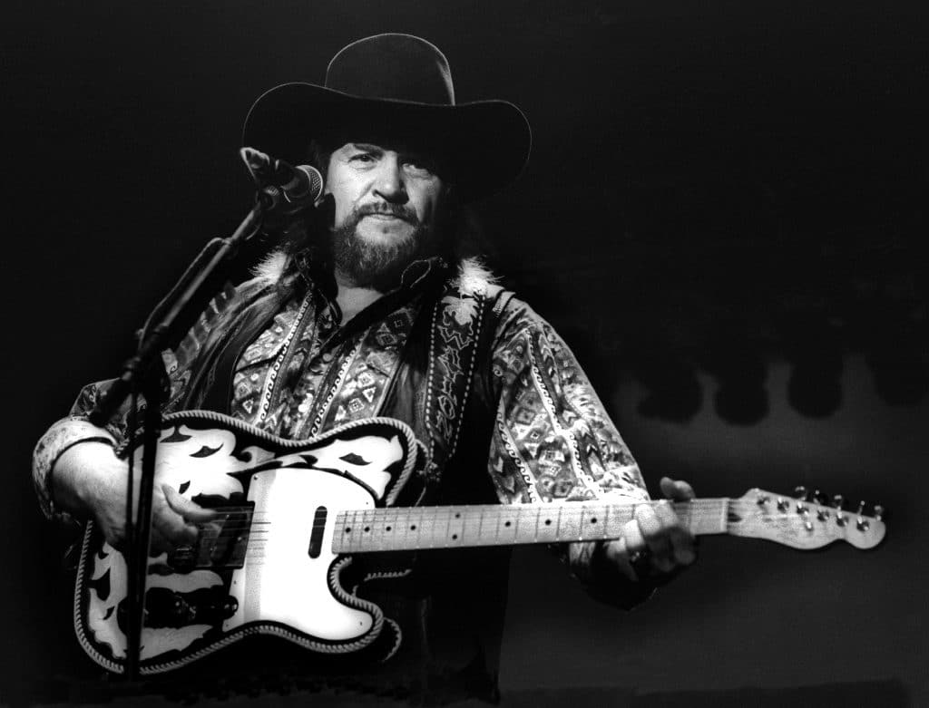 Country singers' middle names - Waylon Jennings' middle name was Arnold