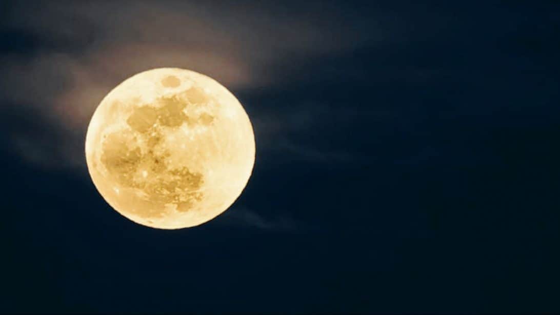 The Super Worm Moon Happens Tonight – Here’s What It Means – Country ...