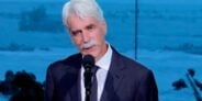 Sam Elliott recites WWII survivor SGT Ray Lambert's account of D-Day