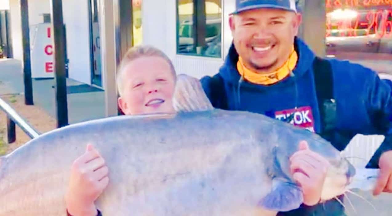 Texas Boy Catches Massive Catfish Y’all Won’t Believe How Much It Weighs Country Music Nation