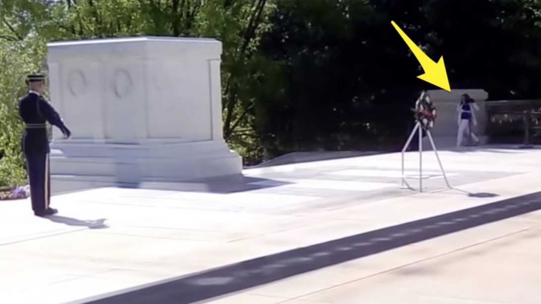 Guard Yells At Woman Trespassing At Tomb Of The Unknown Soldier