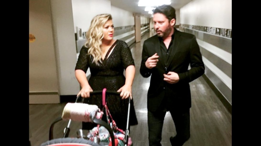 Kelly Clarkson Has To Pay Ex-Husband Almost $200,000 Monthly Amid