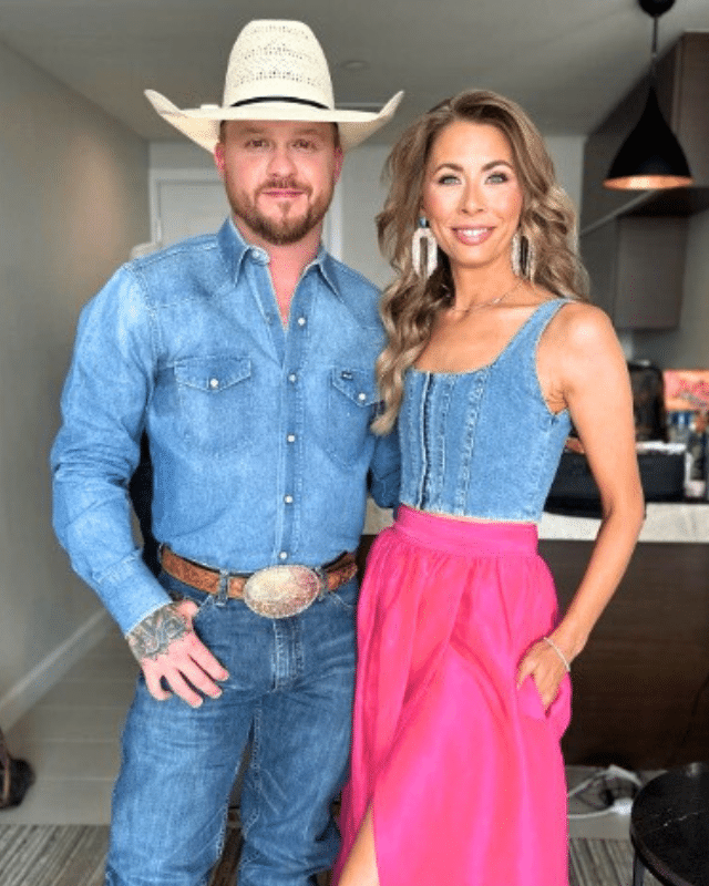 Cody Johnson and his wife Brandi before the 2023 ACM Awards