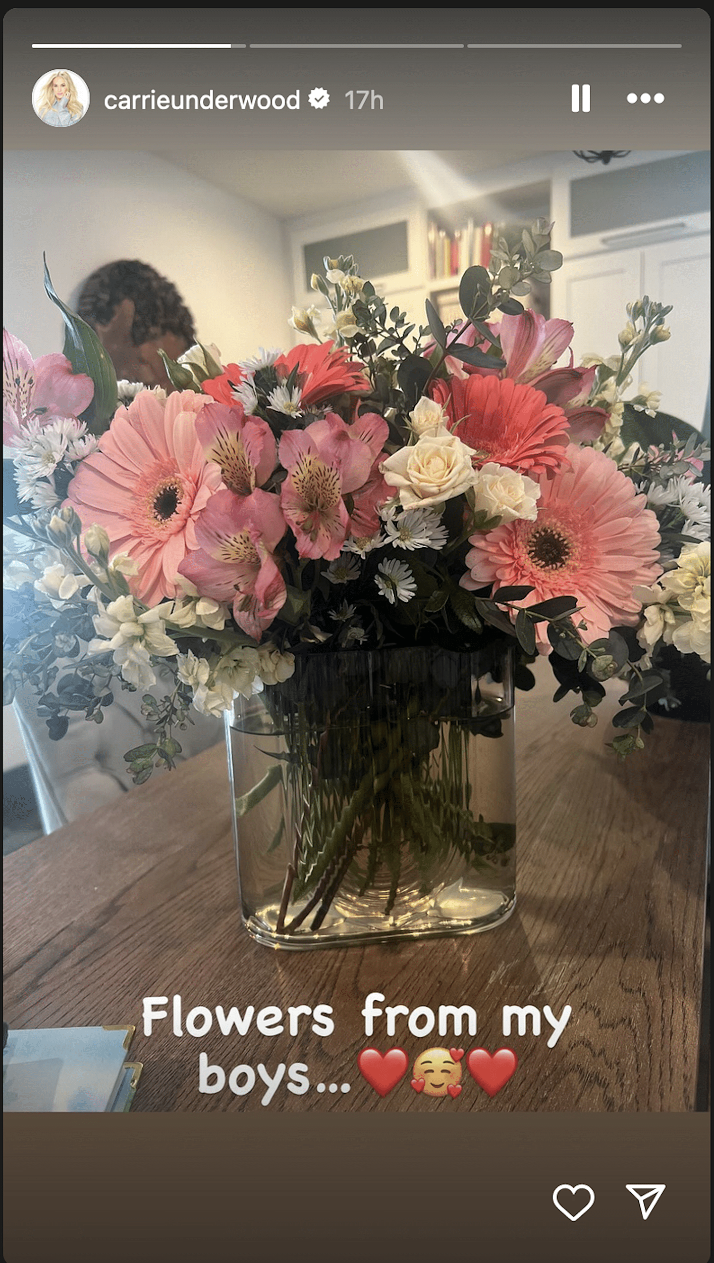 bouquet of flowers Carrie Underwood 