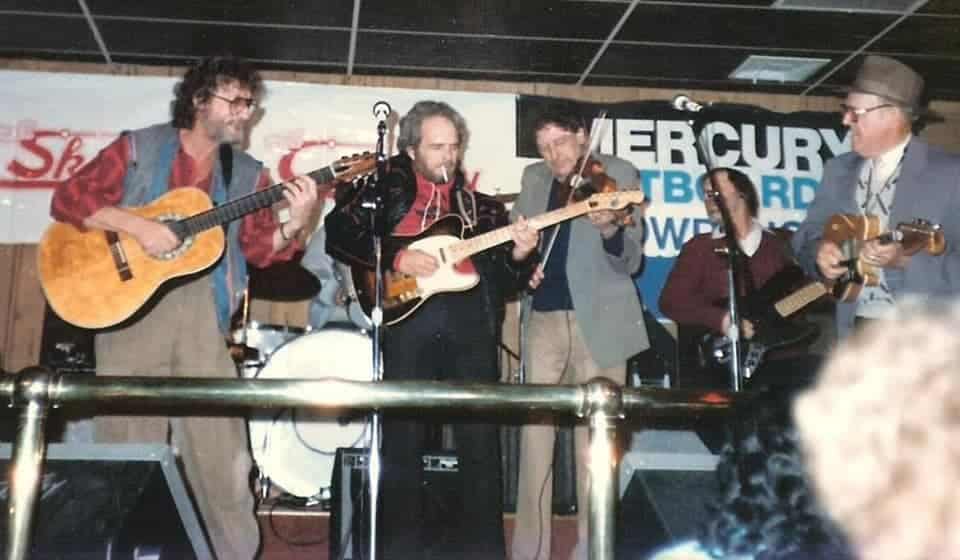 Merle Haggard performing at his former restaurant, Silverthorn Pizza & Pub