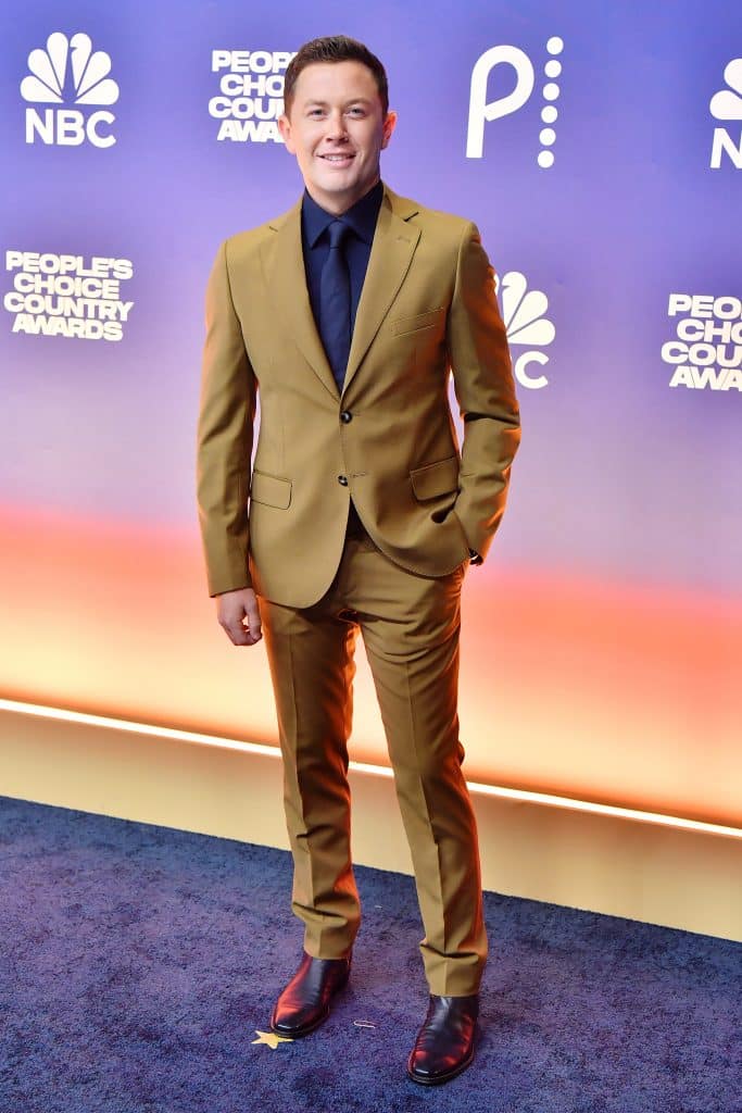 NASHVILLE, TENNESSEE - SEPTEMBER 26: Scotty McCreery attends the 2024 People's Choice Country Awards at The Grand Ole Opry on September 26, 2024 in Nashville, Tennessee as one of the best-dressed stars