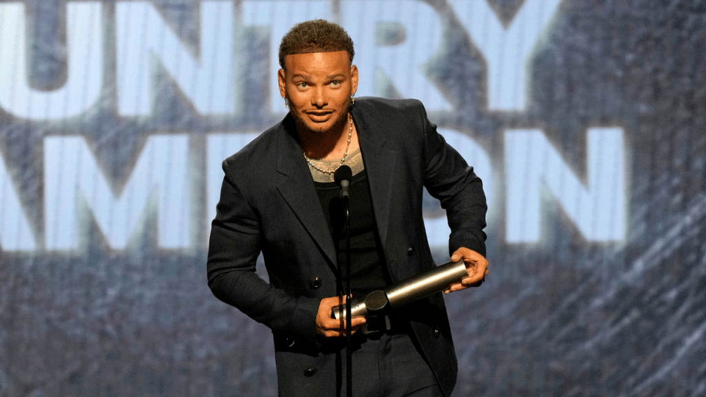 Kane Brown was in attendance at the People's Choice Country Awards to accept the Country Champion Award