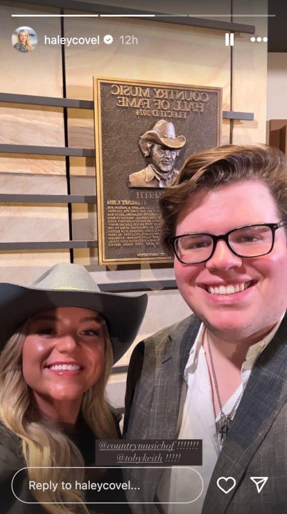 Haley Covel and Stelen Covel at the induction ceremony of Toby Keith's Hall of Fame.