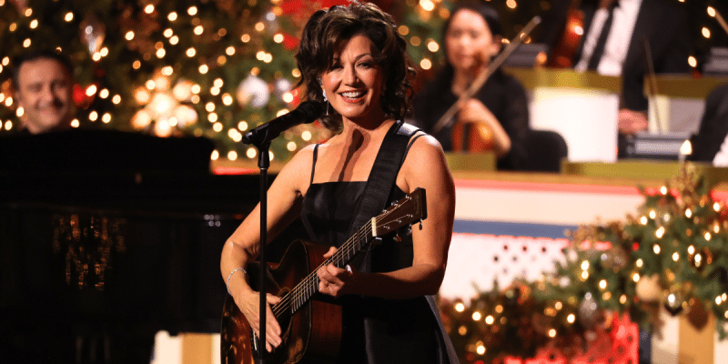 CMA Country Christmas