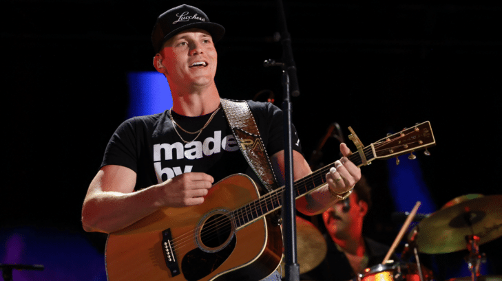 Parker McCollum Ends Show Early Amid Sickness