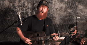 Oliver Anthony sings "Ol' Red" in a coal mine