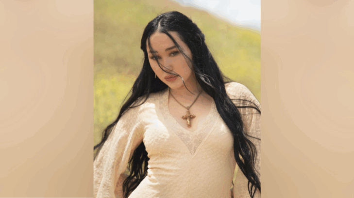 Noah Cyrus will be making her Opry debut on July 12.