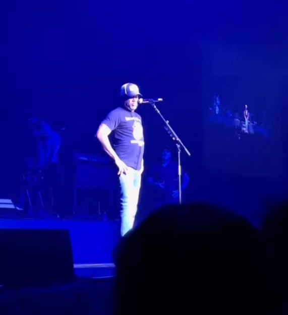 Darius Rucker ends his concert after singing three songs