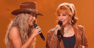 Lainey Shares Her Appreciation For Reba
