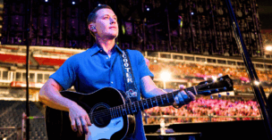 Scotty McCreery postpones show due to Hurricane Erin