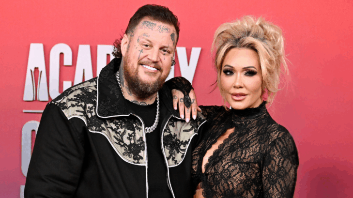 Bunnie Xo Stands Up To Critics