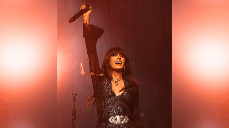 During a show at the Ryman in Nashville, Tennessee, Ella Langley shared that she used time away from touring to read her Bible and begin "lovin' life again."