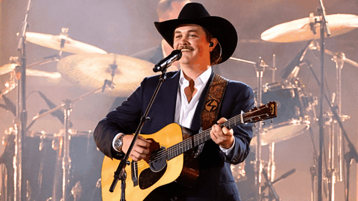 At the 59th CMA Awards on Nov. 19, country artist Zach Top performed "Guitar," a lively track from his second album, "Ain't In It For My Health."