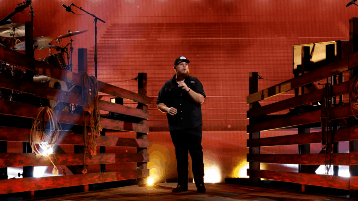 Luke Combs CMA Awards