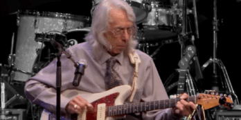 Legendary Nashville-based guitarist Wayne Moss, who recorded songs with Bob Dylan, Dolly Parton, and more, has died at age 88.